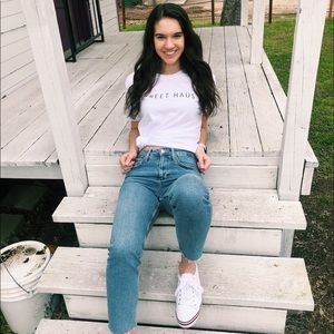 Meet your Posher, Maddie